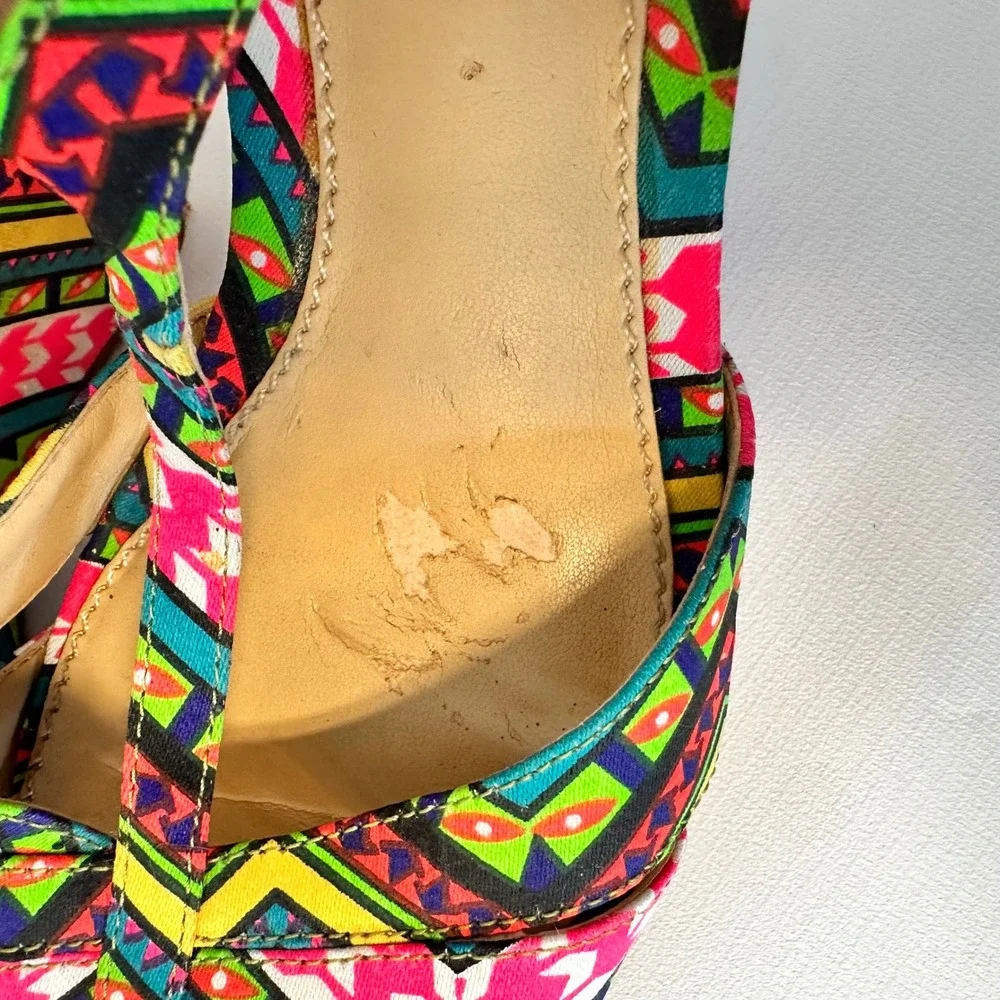 Gianni Bini Wedges‎ Size 6.5M Colorful Fabric Platform Ankle Strap Heels Shoes